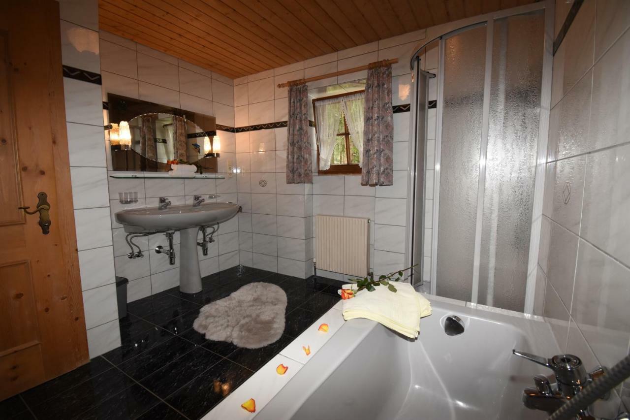 Waldesruh Apartment Niederthai Bagian luar foto